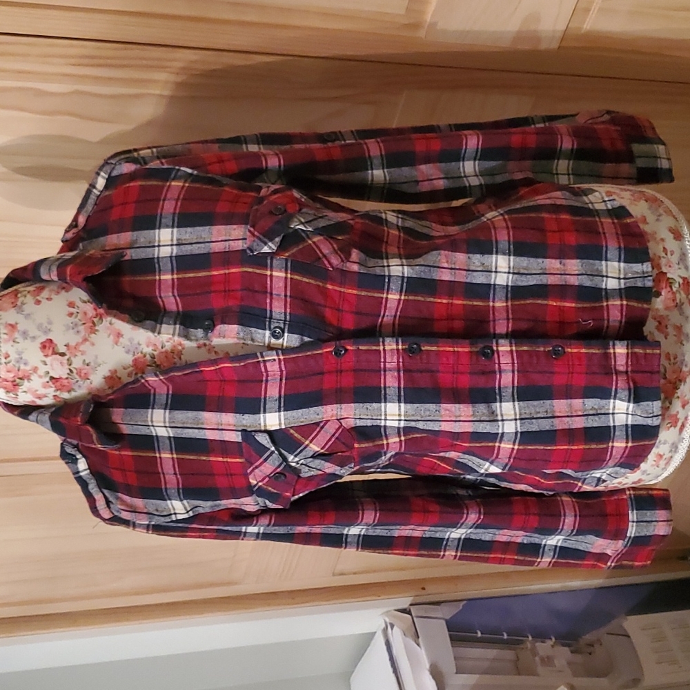 ⭐Love tree flannel